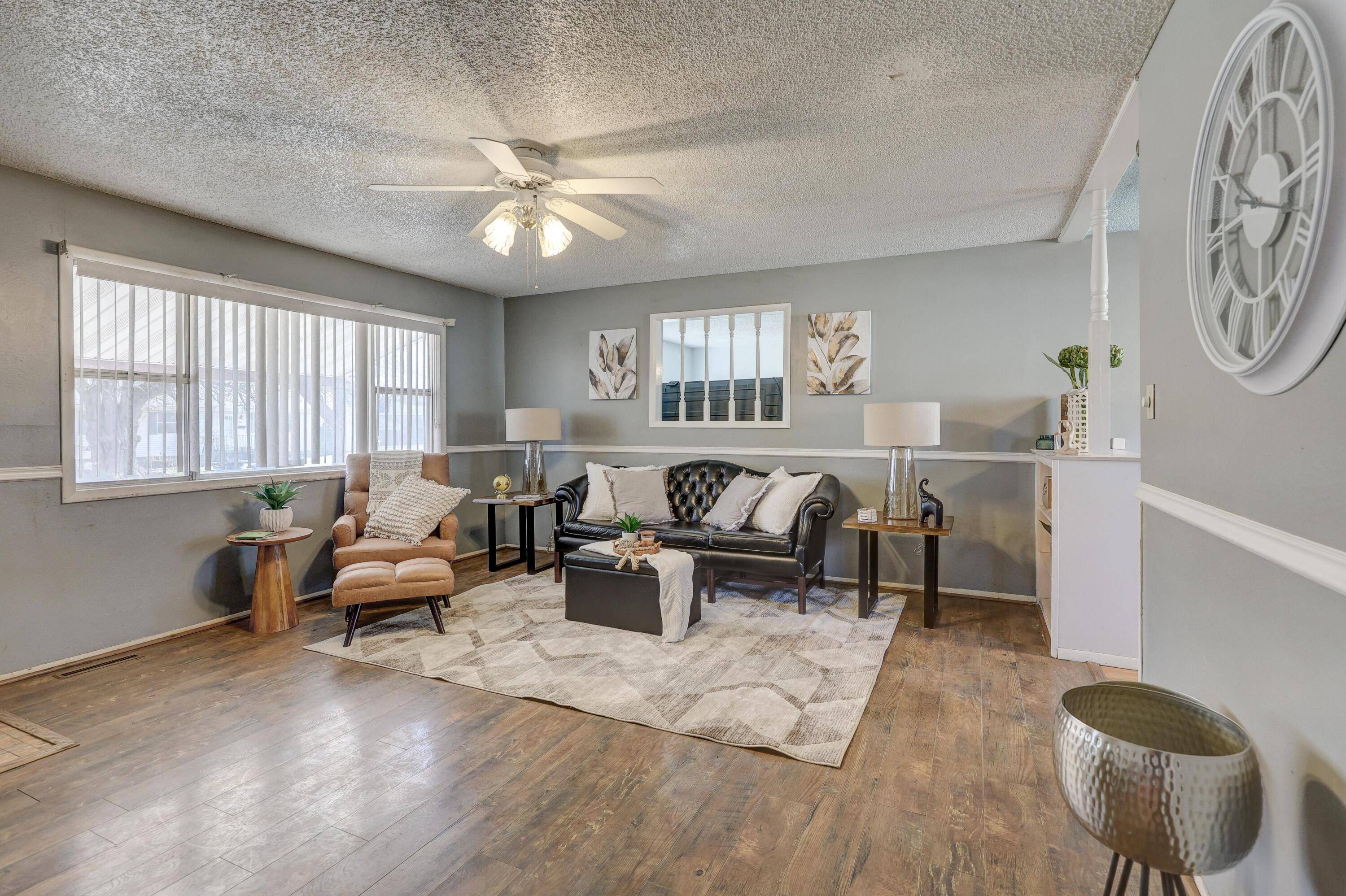 Carterville, MO 64835,208 S Maple