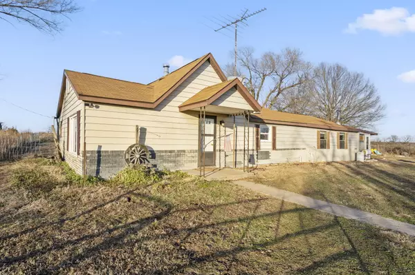 Buffalo, MO 65622,28 Mustang DR