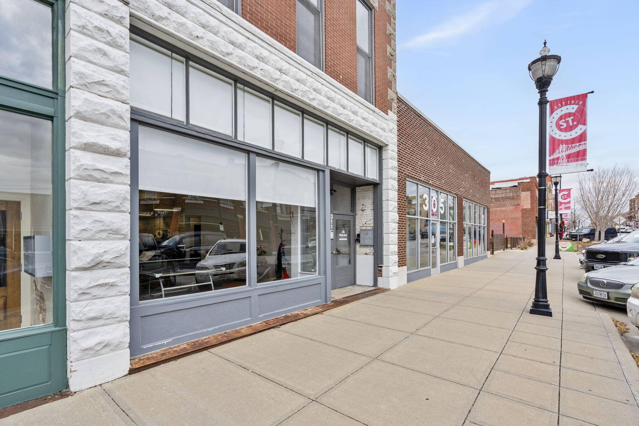 311 W Commercial ST, Springfield, MO 65803