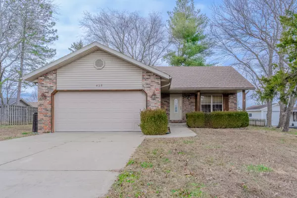 Highlandville, MO 65669,425 Kentling AVE