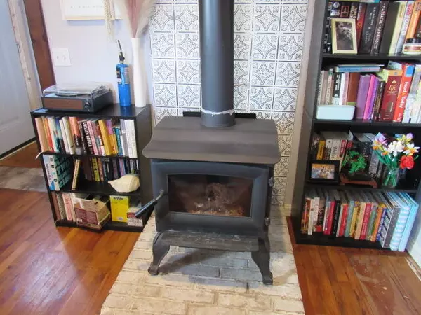 Mansfield, MO 65704,200 W Pennsylvania AVE