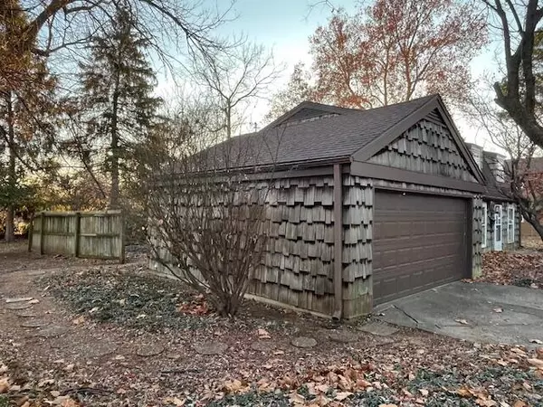 Springfield, MO 65807,1008 W Downing ST