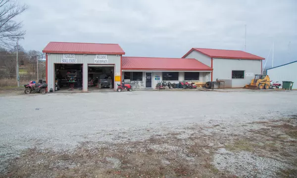 Stockton, MO 65785,16105 Highway 32