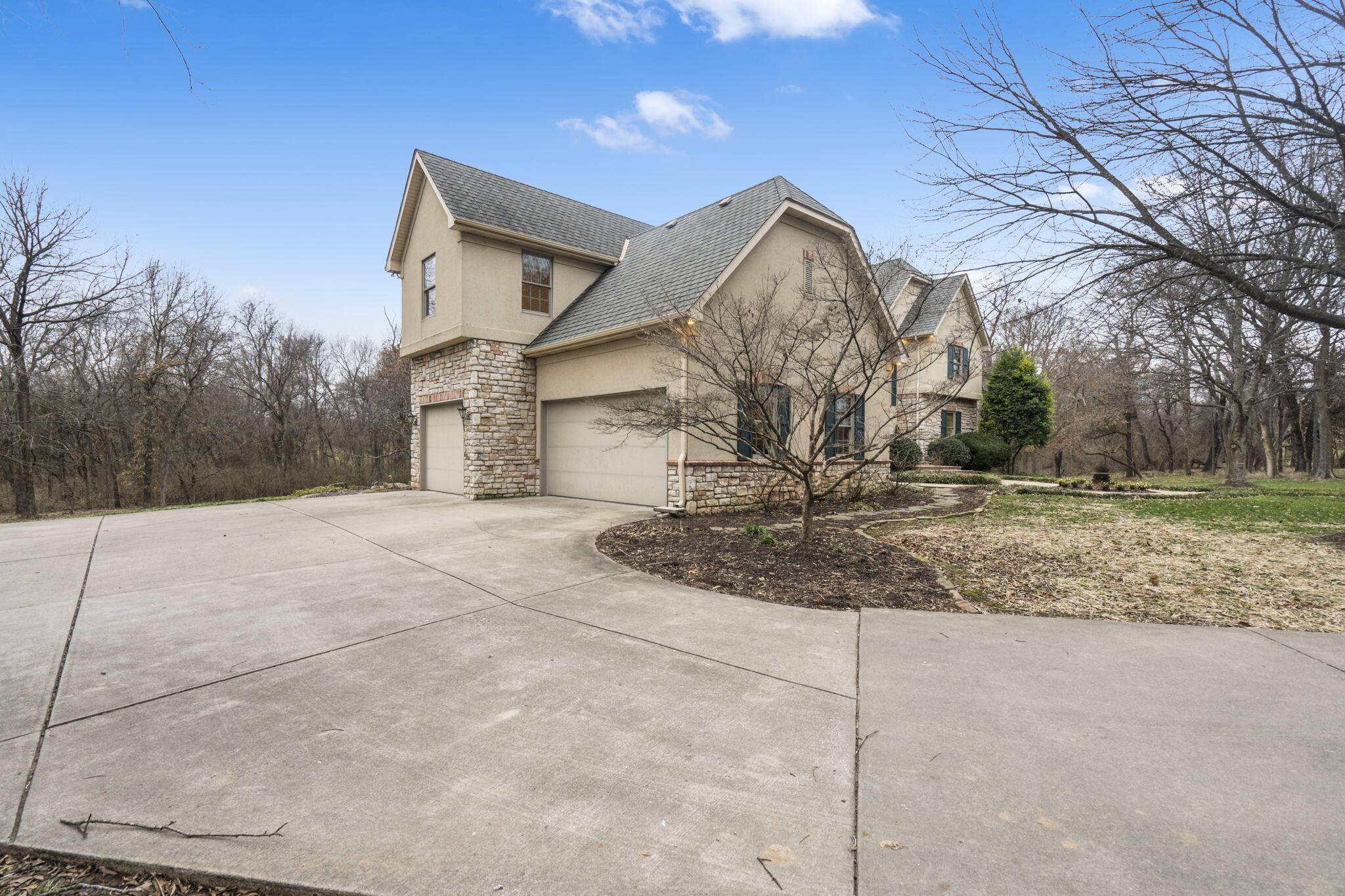 Springfield, MO 65809,2010 S Shady Hill LN