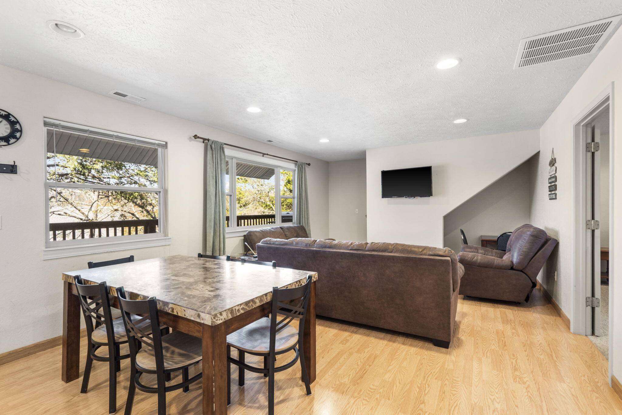 Reeds Spring, MO 65737,23 Eagle DR