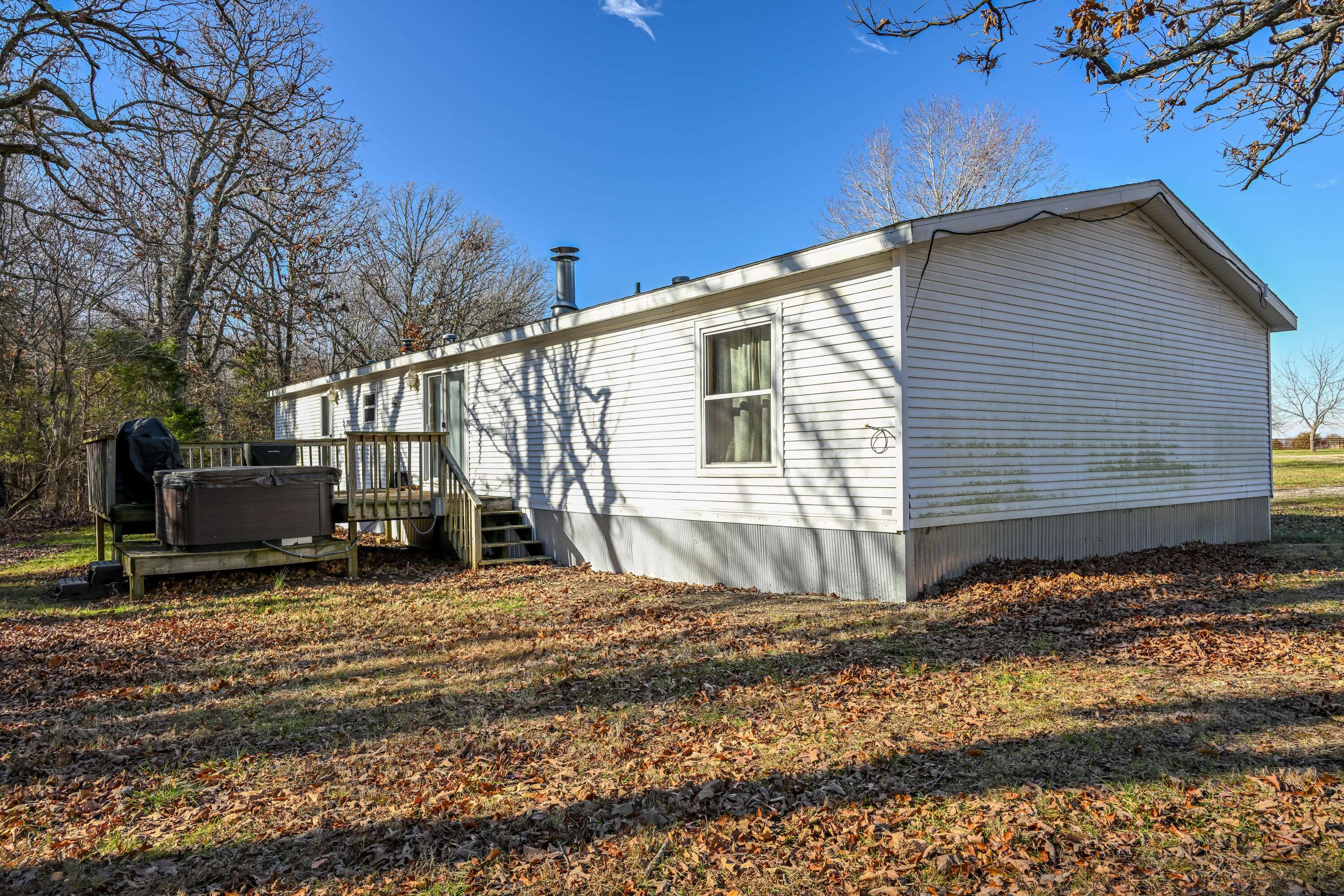 Strafford, MO 65757,3808 N Farm Road 205