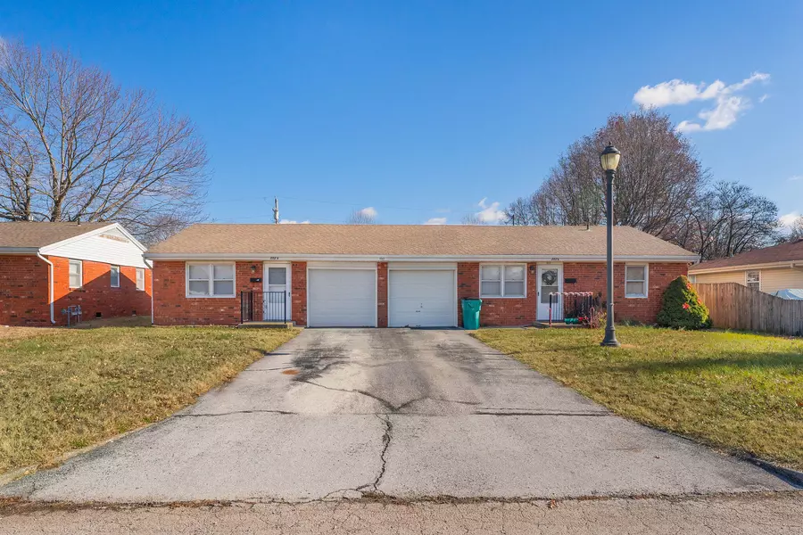 302 S Linwood AVE, Republic, MO 65738