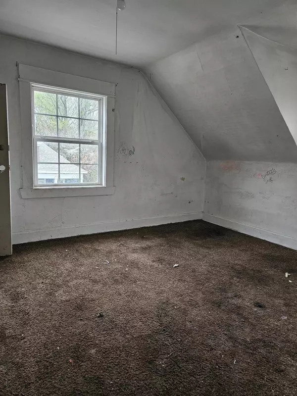 Springfield, MO 65806,908 W Harrison ST