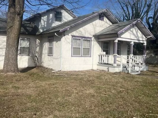 Mountain Grove, MO 65711,731 E State ST