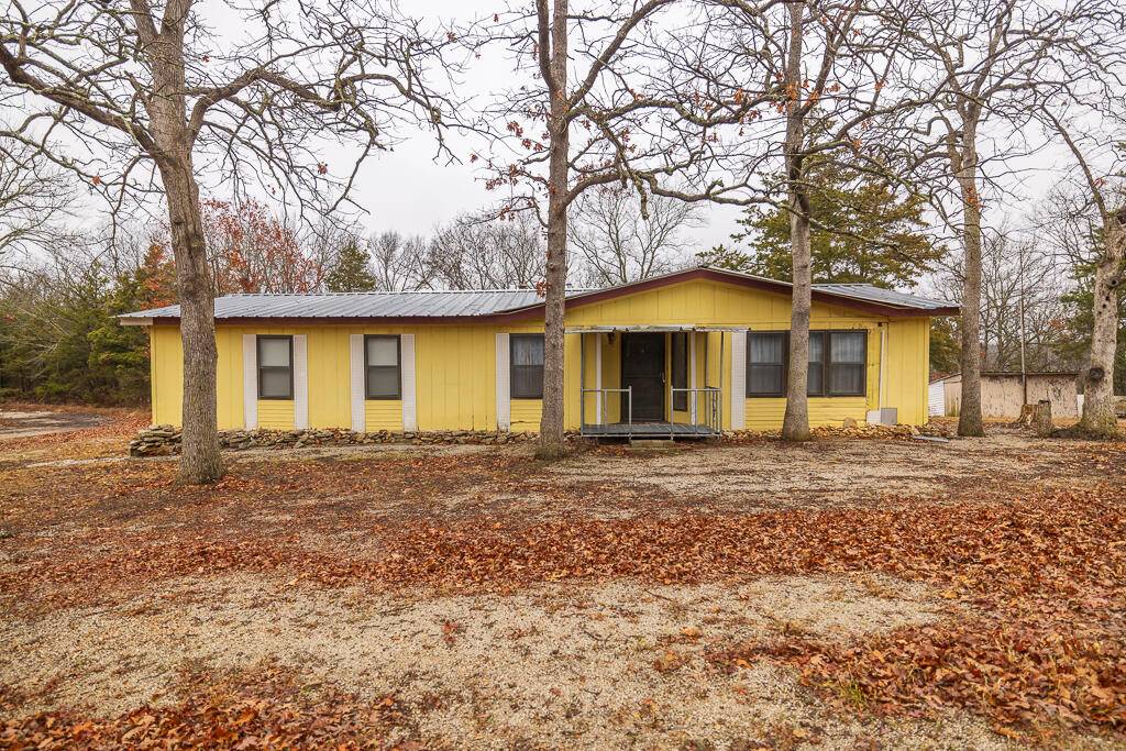 Wheatland, MO 65779,19005 County Road 26