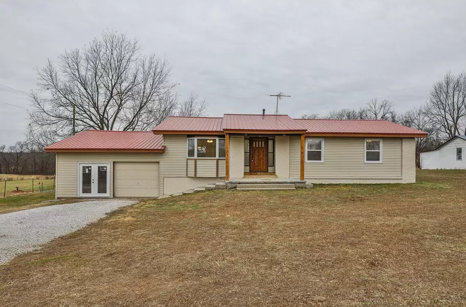 1291 State HWY, Clever, MO 65631