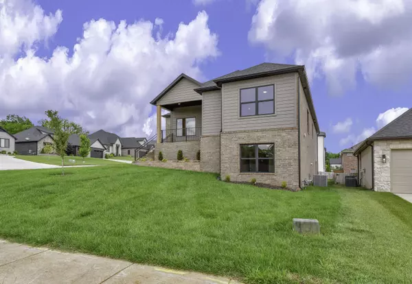 Springfield, MO 65809,702 S Thornridge DR