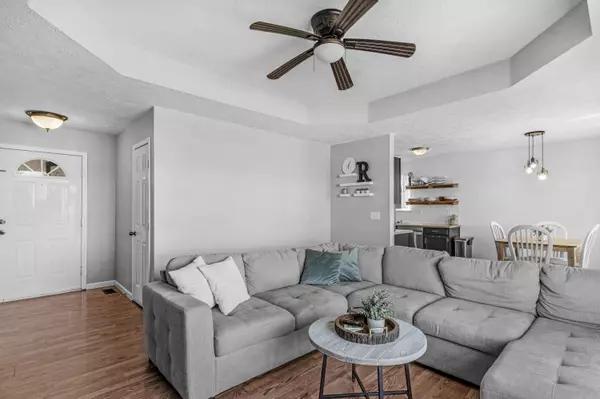 Clever, MO 65631,413 Westview AVE