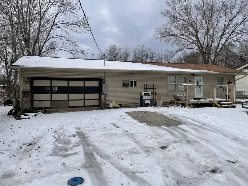 705 Sycamore, Buffalo, MO 65622