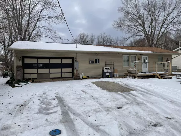 705 Sycamore, Buffalo, MO 65622