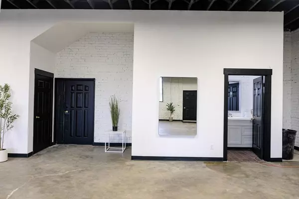 Springfield, MO 65803,909 W Commercial ST