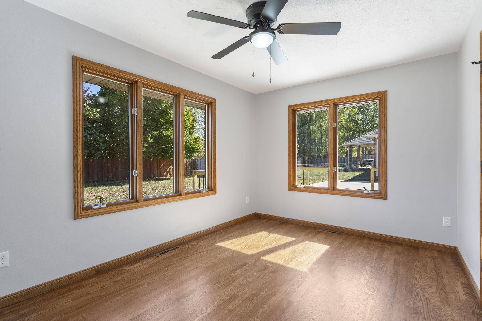 Nixa, MO 65714,510 N Ellen ST