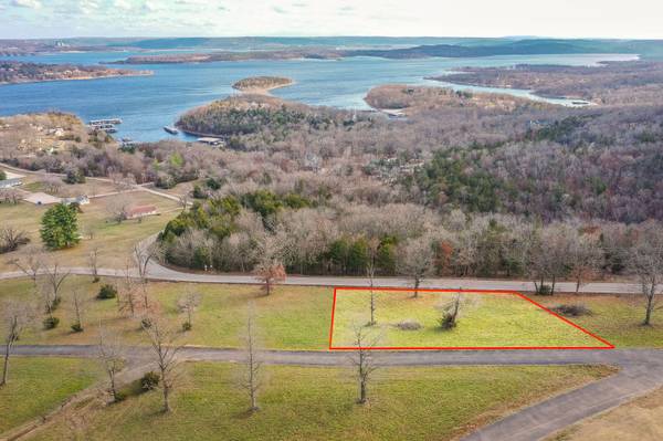7a Carriage Oaks DR, Reeds Spring, MO 65737