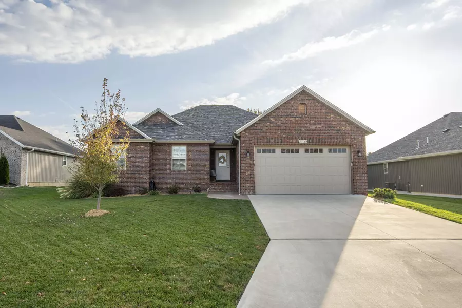 2128 Buckhorn RD, Ozark, MO 65721