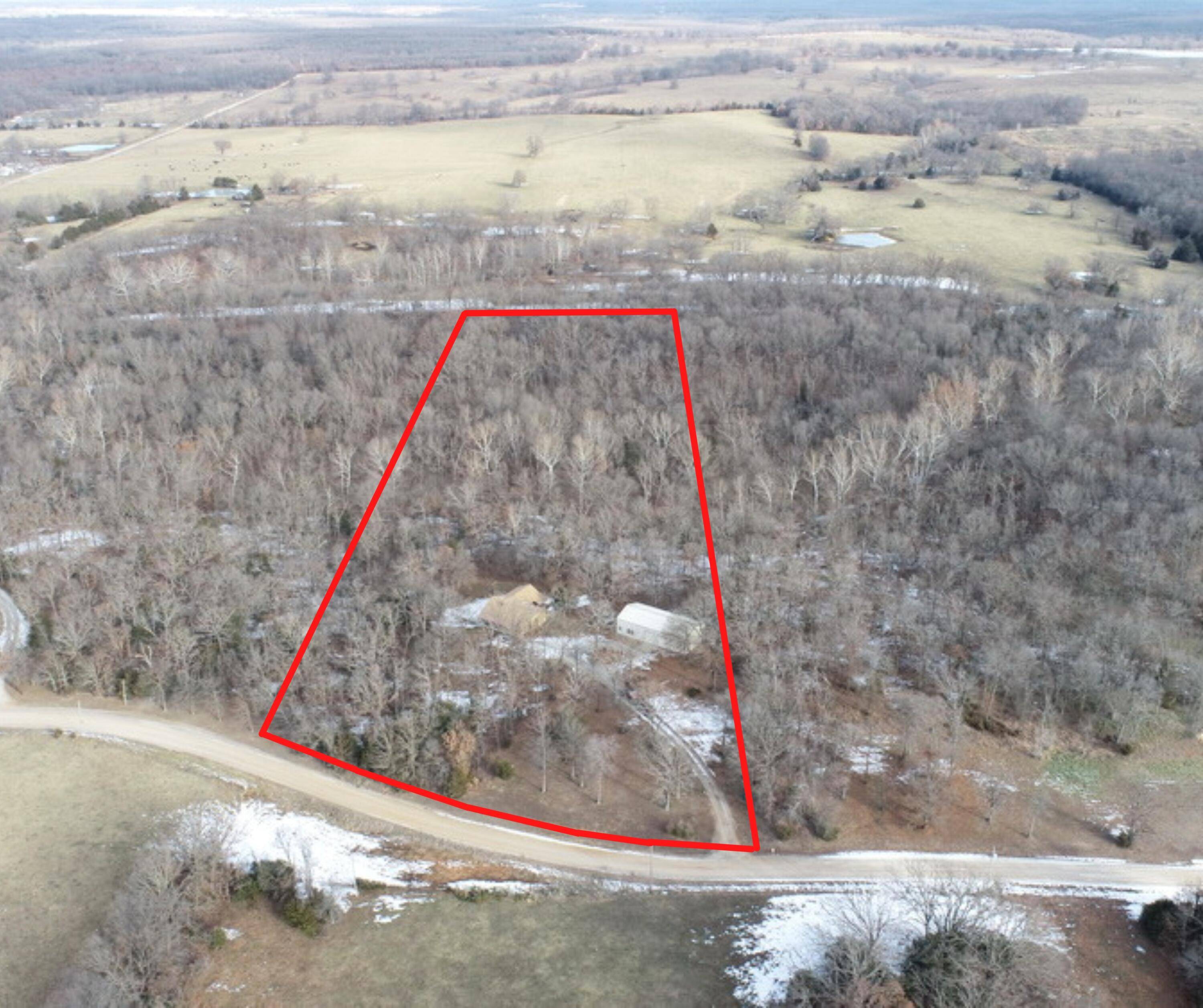 El Dorado Springs, MO 64744,13465 SW 850 RD