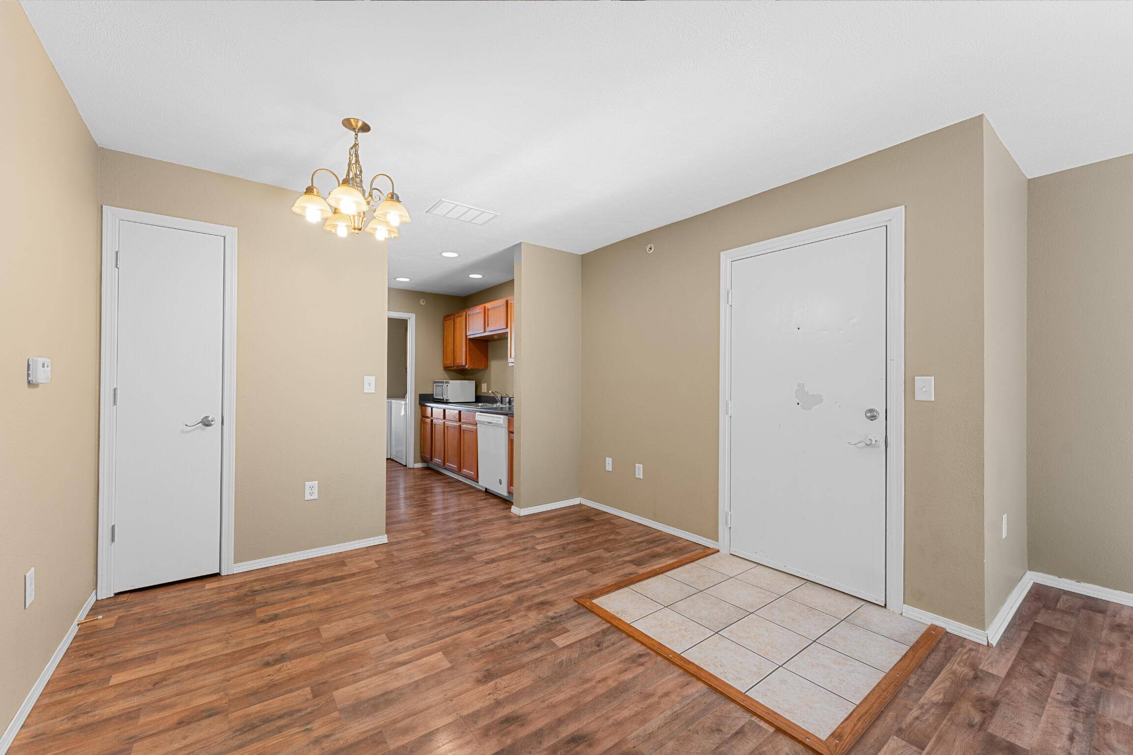 Branson, MO 65616,2961 Vineyards Pkwy #2