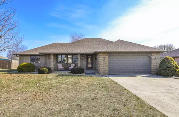 1690 S Sunset AVE, Bolivar, MO 65613