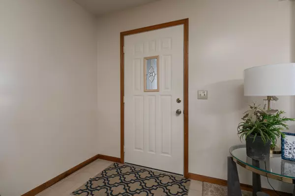 Bolivar, MO 65613,1690 S Sunset AVE