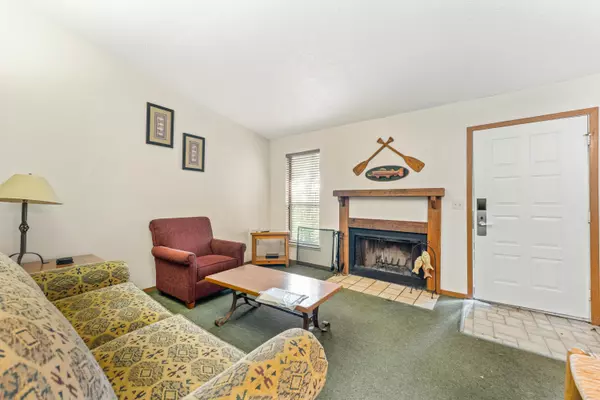 Kimberling City, MO 65686,481 Ozark Mountain Resort DR #83