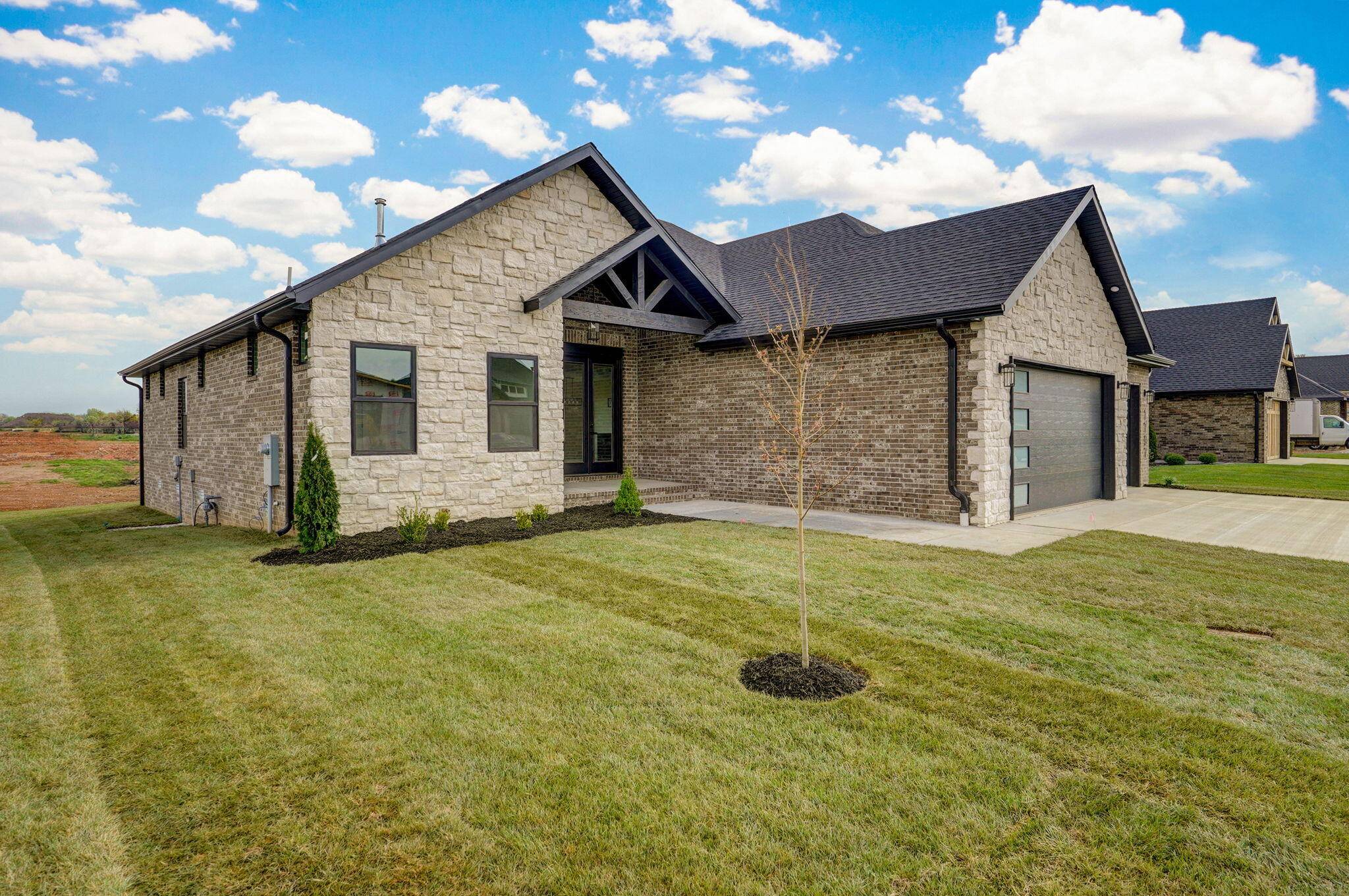 Ozark, MO 65721,1797 E Cobblestone DR