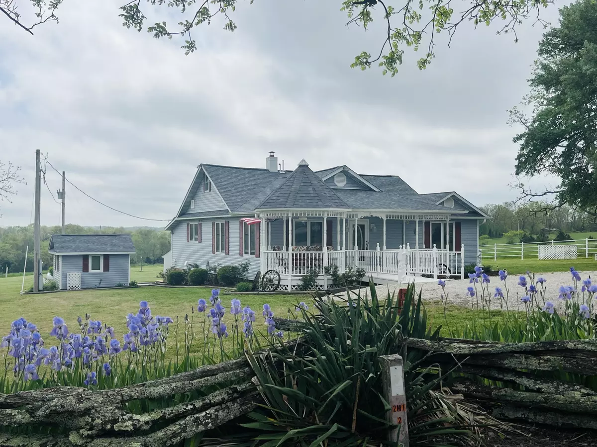 Cabool, MO 65689,4298 Shady Grove RD