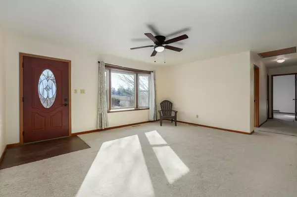 Miller, MO 65707,602 E Jones