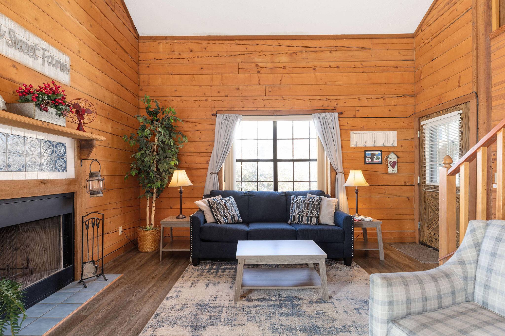 Branson, MO 65616,5 Cabin Court 2 CT