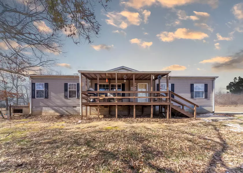 1013 County Road 411, Alton, MO 65606