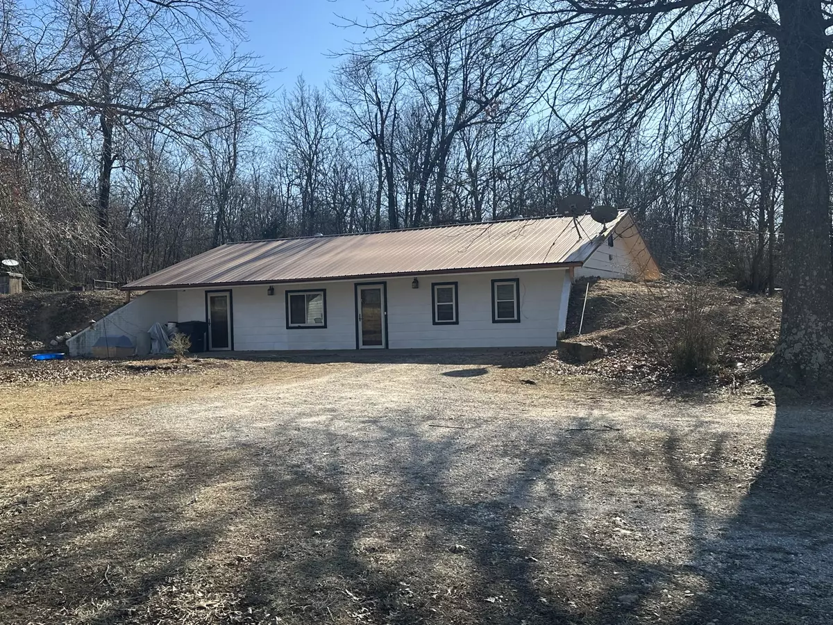 Pierce City, MO 65723,5209 Lawrence 2212