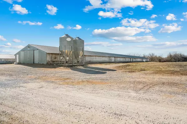 Mt Vernon, MO 65712,8490 Lawrence 1082