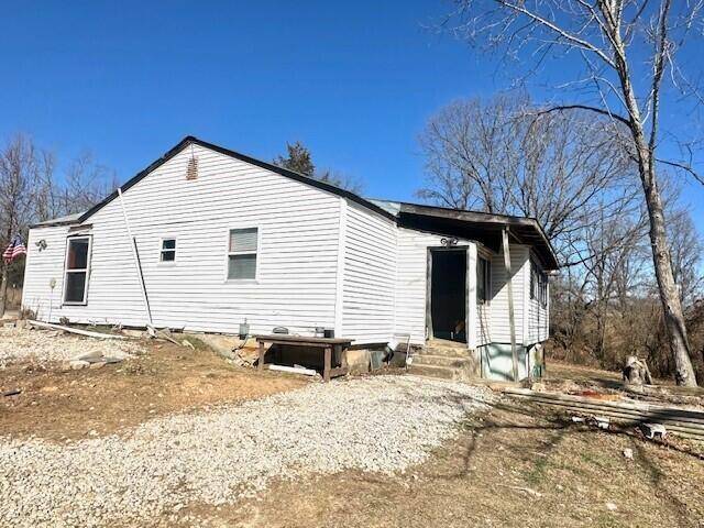 Galena, MO 65656,1888 Rock Church Road