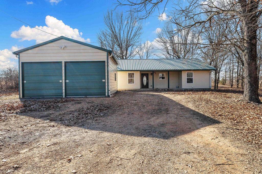 Anderson, MO 64831,1362 Atkins RD