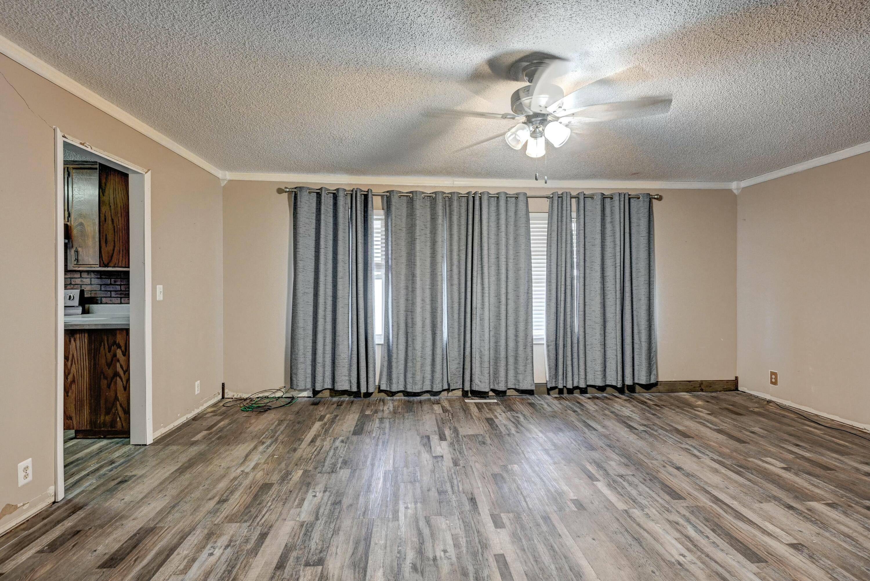 Joplin, MO 64804,2201 Jamestown CT