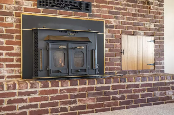 Forsyth, MO 65653,925 Wayland DR