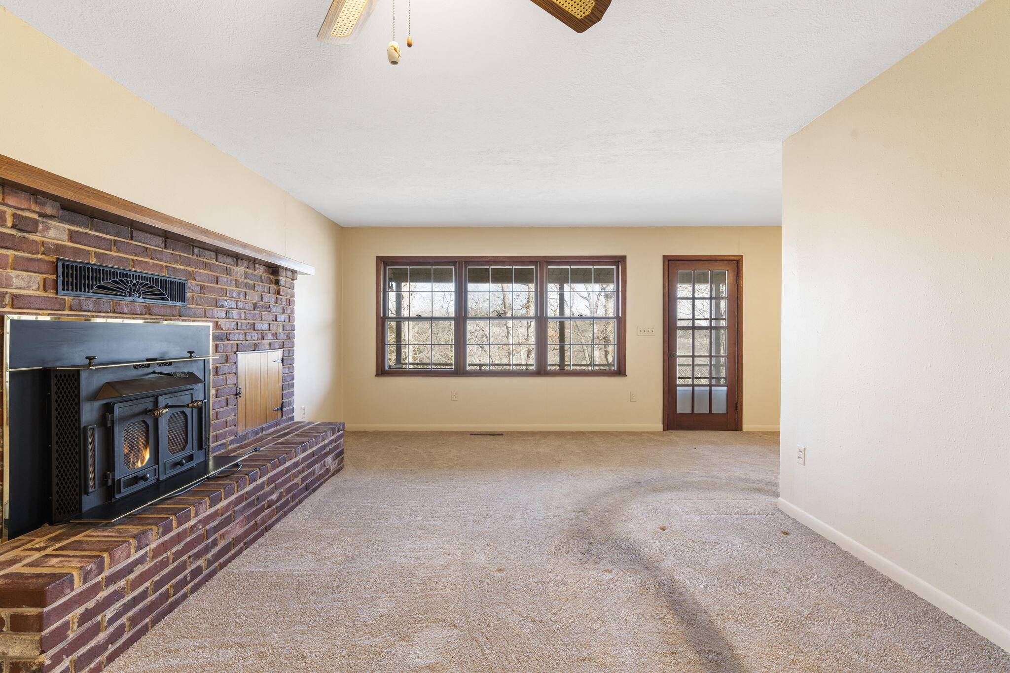 Forsyth, MO 65653,925 Wayland DR