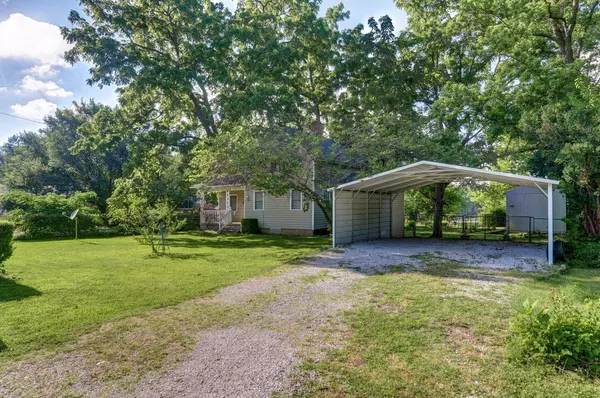 Springfield, MO 65803,2133 W High ST