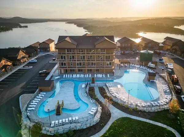 155 Settlers Cove #63, Kimberling City, MO 65686