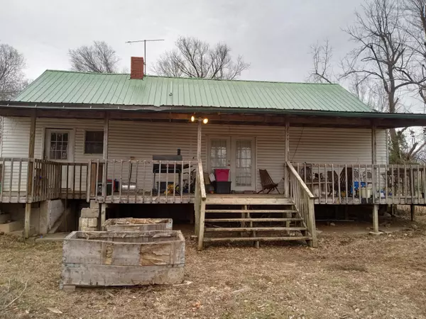 Urbana, MO 65767,109 N High ST