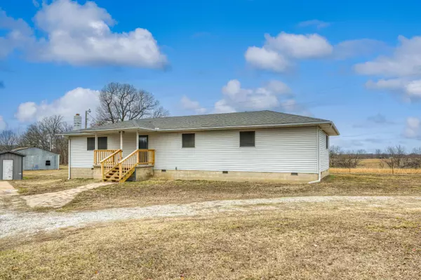 Neosho, MO 64850,11240 Goldfinch Road