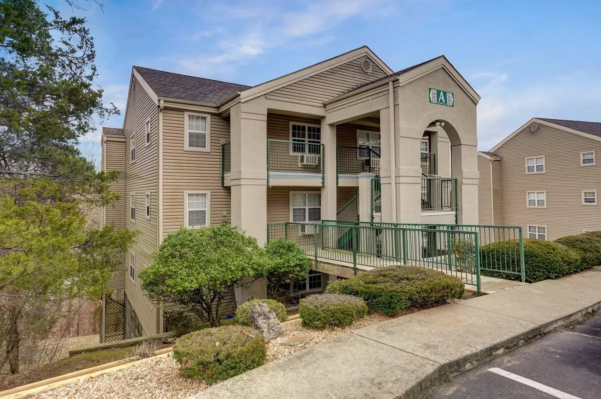 Branson, MO 65616,505 Valley View RD #302
