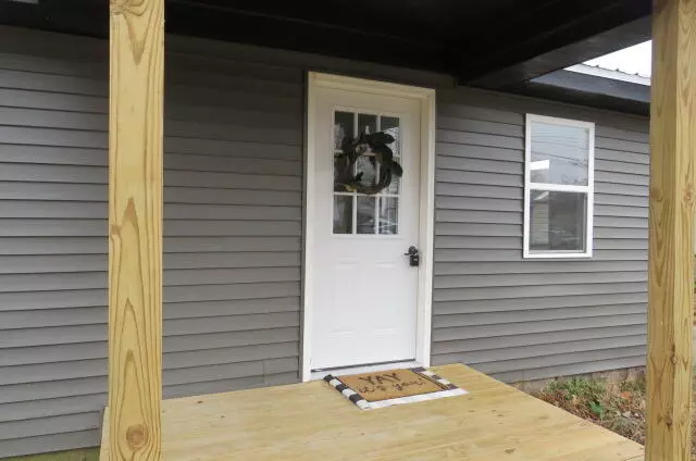 512 Main ST, Mountain Grove, MO 65711