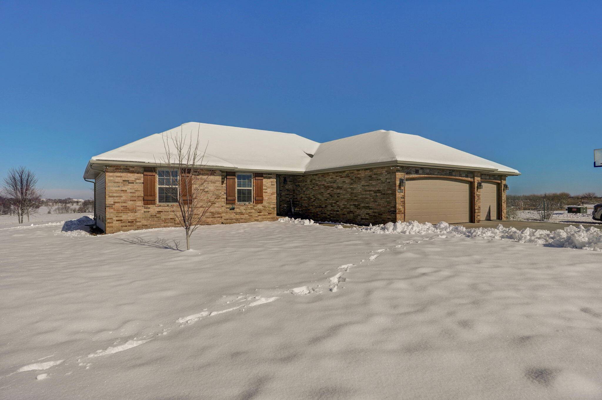 Springfield, MO 65803,5831 W Farm Road 104