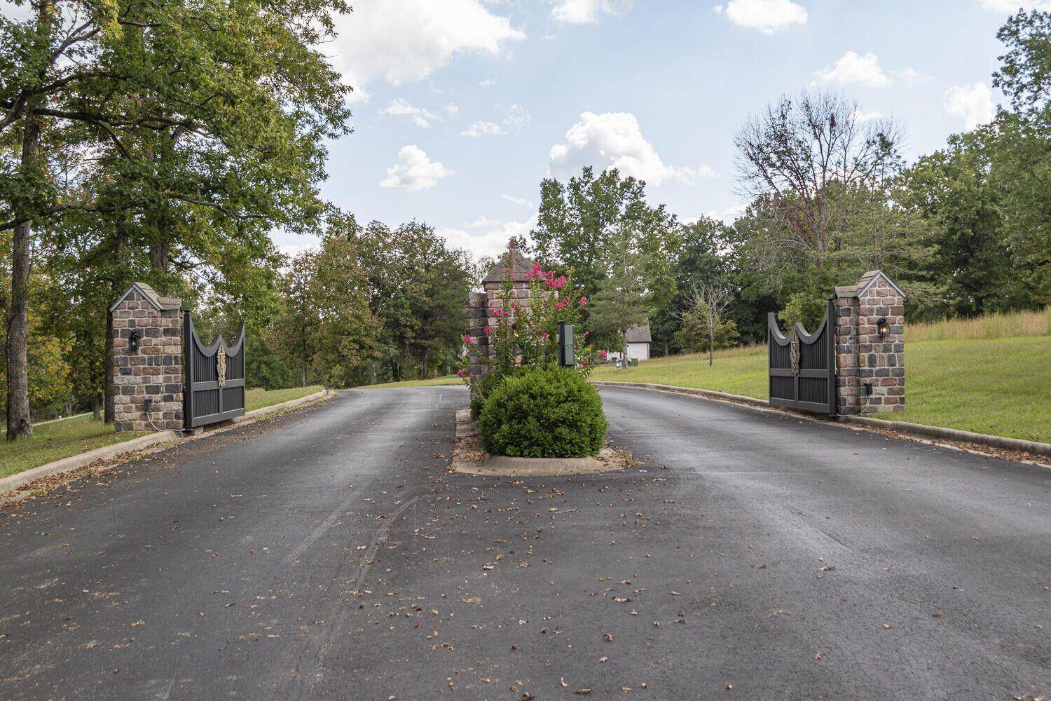 30-A Ranch Road, Saddlebrooke, MO 65630