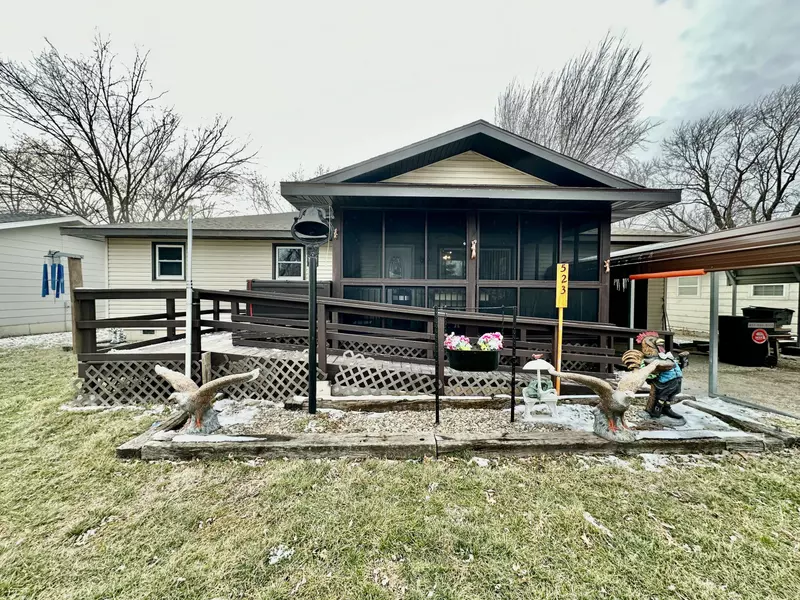 523 S Olive ST, Marshfield, MO 65706