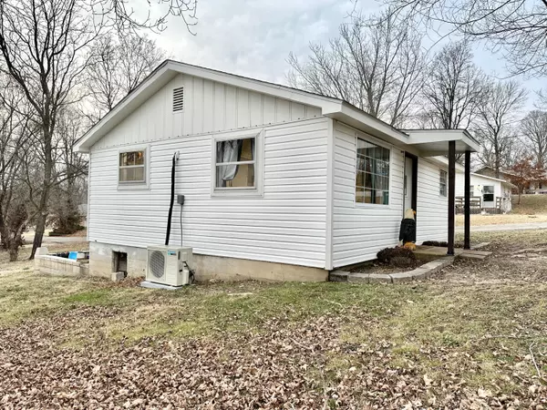 Cabool, MO 65689,1119 Cedar Ave